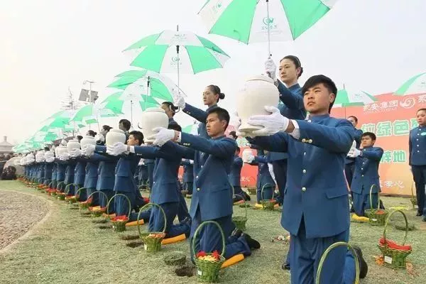 廣東這些大學(xué)專業(yè)號稱“調(diào)劑接收大戶”(圖32)